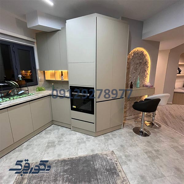 پروژه طراحی و ساخت کابینت هایگلاس نسکافه ای