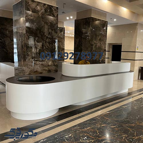 طراحی دکور چوبی لابی من